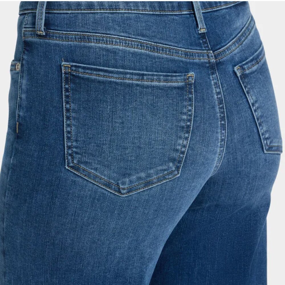NWT Teresa Wide Leg Ankle Jeans with 3 Inch Hems Sz 00 - Picture 2 of 8